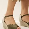 Next Scallop Peep Toe WedgesZeppeKhaki Green Donna Scarpe Con Tacco NX311A1AF-M11