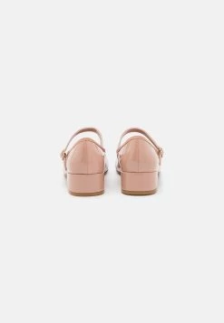 Madden Girl TutuuDecolletéNude Donna Scarpe Con Tacco MAJ11B00L-J11 -Birkenstock Italia 6b8c6f5a2f814ffeb2f703e65f7640fb