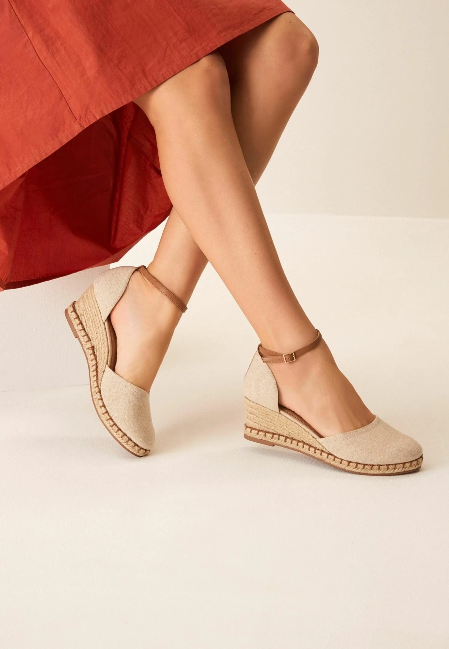 Next Forever Comfortâ® Closed Toe Wedges - Zeppe - Neutral 4 Next Forever Comfortâ® Closed Toe Wedges - Zeppe - Neutral - immagine 2