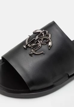 Roberto Cavalli CiabattineBlack Uomo Scarpe Aperte 1RO12G003-Q11 13 Roberto Cavalli CiabattineBlack Uomo Scarpe Aperte 1RO12G003-Q11 -Birkenstock Italia e98cb42984254914b6a6be9b5dbd5ec7